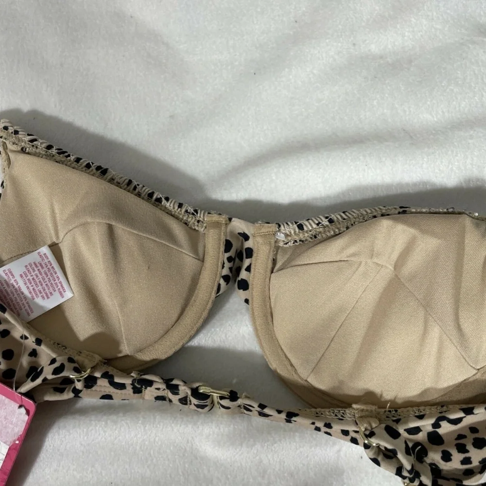 NWT Xhilaration [ XS ] Smocked‎ Underwire Bikini Top + [ S ] Hipster Bottom